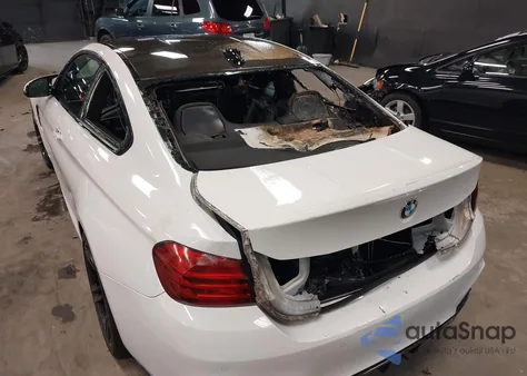 2015 BMW M4 из США, поврежденный, VIN WBS3R9C5XFK334847